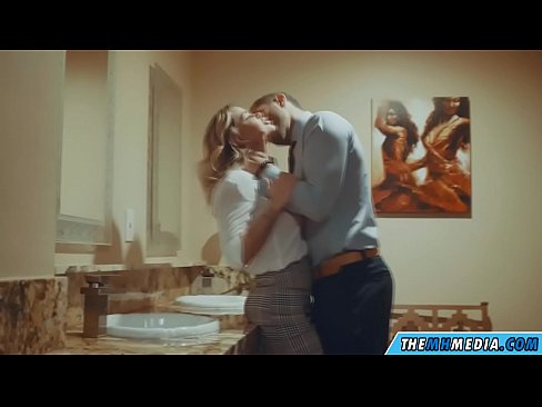 ❤️ Rehefa mamitaka anao ao amin'ny trano fidiovana ho an'ny besinimaro ny blonde be busty ❤ Analy pôrnôgrafia amin'ny pôrnôgrafia mg.truedating.top
